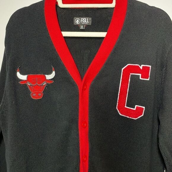 FISLL Bulls cardigan knit sweater - Picture 2 of 9